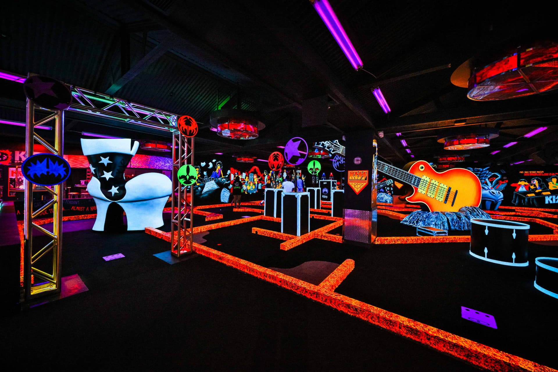 Glow-In-The-Dark Indoor Mini Golf Course At Kiss Mini Golf.